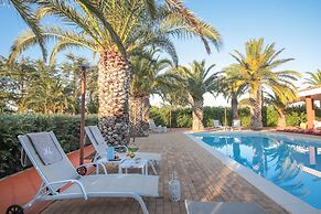 TD Villa Marinesca Typical Villa with Pool