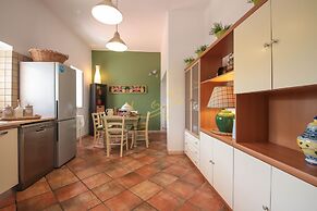 TD Villa Marinesca Typical Villa with Pool