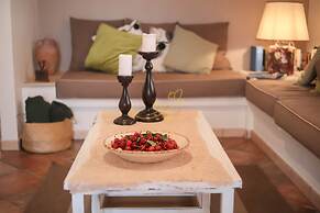 TD Villa Marinesca Typical Villa with Pool