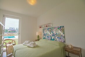 TD Villa Patrizia Pool & Alfresco Kitchen