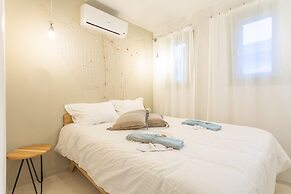 Sea and Sun Luxury Pools' Villas