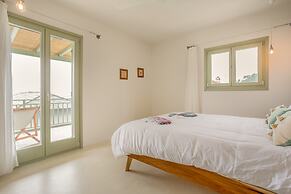 Sea and Sun Luxury Pools' Villas