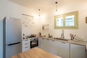 Sea and Sun Luxury Pools' Villas