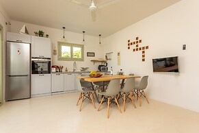 Sea and Sun Luxury Pools' Villas