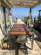 Sea and Sun Luxury Pools' Villas