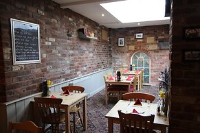 The Clothiers Arms