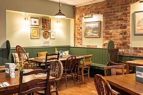 The Clothiers Arms