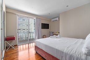 Aeolos Luxury Suites