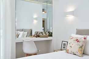 Luxurious Spacious Apt next  Hilton Area