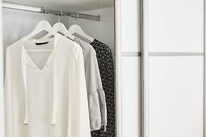 Modern Elegant Apt at Kolonaki