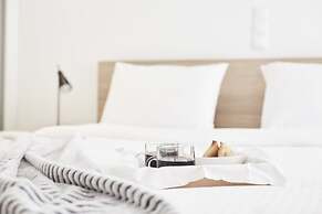 Modern Elegant Apt at Kolonaki