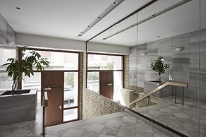 Modern Elegant Apt at Kolonaki