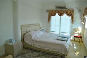 Villa Roman by Amy Villasa