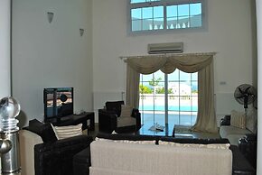 Villa Roman by Amy Villasa