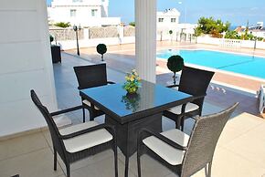 Villa Roman by Amy Villasa