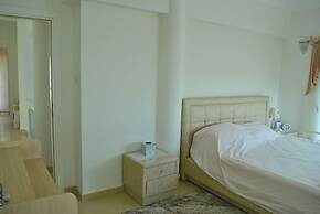 Villa Roman by Amy Villasa