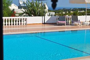 Villa Roman by Amy Villasa