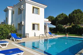 Villa Rose by Amy Villas