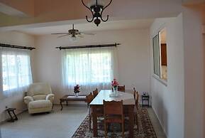 Villa Rose by Amy Villas