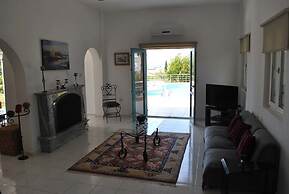 Villa Sabrina by Amy Villas