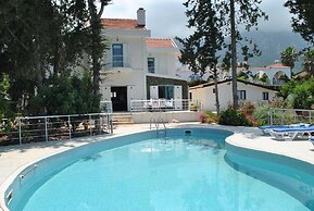 Villa Sabrina by Amy Villas