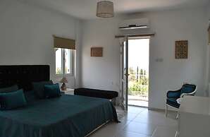 Villa Sabrina by Amy Villas