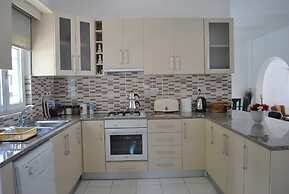 Villa Sabrina by Amy Villas