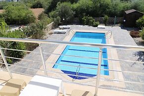 Villa Sardunya Sunset by Amy Villas