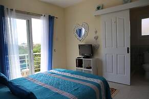 Villa Sardunya Sunset by Amy Villas