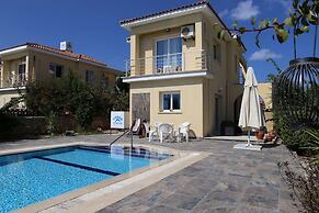 Villa Sardunya Sunset by Amy Villas