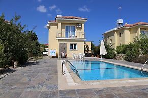 Villa Sardunya Sunset by Amy Villas