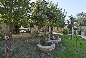 Villa Stone House by Amy Villas