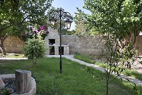 Villa Stone House by Amy Villas