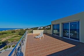 Villa Sunny by Amy Villas