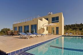 Villa Sunny by Amy Villas