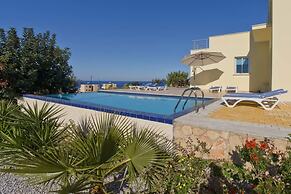 Villa Sunny by Amy Villas