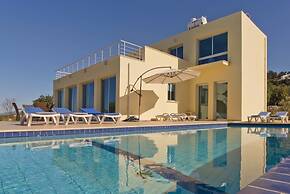 Villa Sunny by Amy Villas