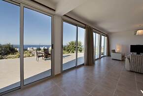 Villa Sunny by Amy Villas