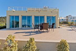 Villa Sunny by Amy Villas