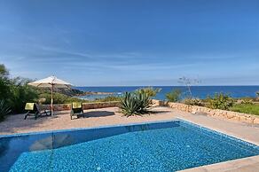 Villa Sweetwater Bay by Amy Villas