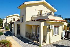 Villa Thornburry by Amy Villas