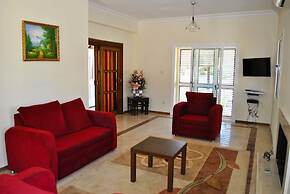 Villa Thornburry by Amy Villas