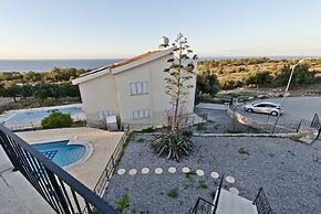 Villa Tortuga by Amy Villas