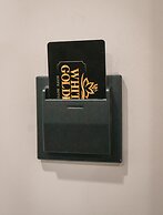 White Golden Suite Hotel