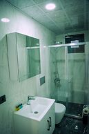 White Golden Suite Hotel