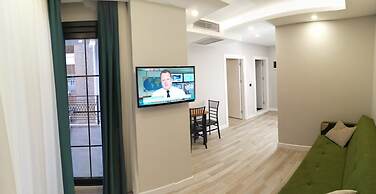 White Golden Suite Hotel