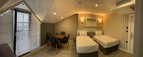 White Golden Suite Hotel