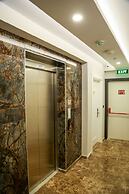 White Golden Suite Hotel