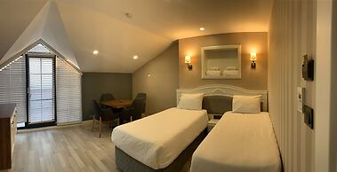 White Golden Suite Hotel