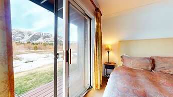 Snowcreek Iii #420 3 Bedroom Condo by RedAwning